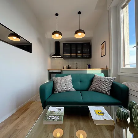 Modern Elegance 1br With Views * Флоренция