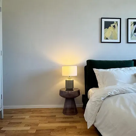 Modern Elegance 1br With Views Апартаменты Флоренция